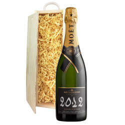 Buy & Send Moet &amp;amp; Chandon Brut Vintage 2012 Champagne 75cl In Pine Gift Box